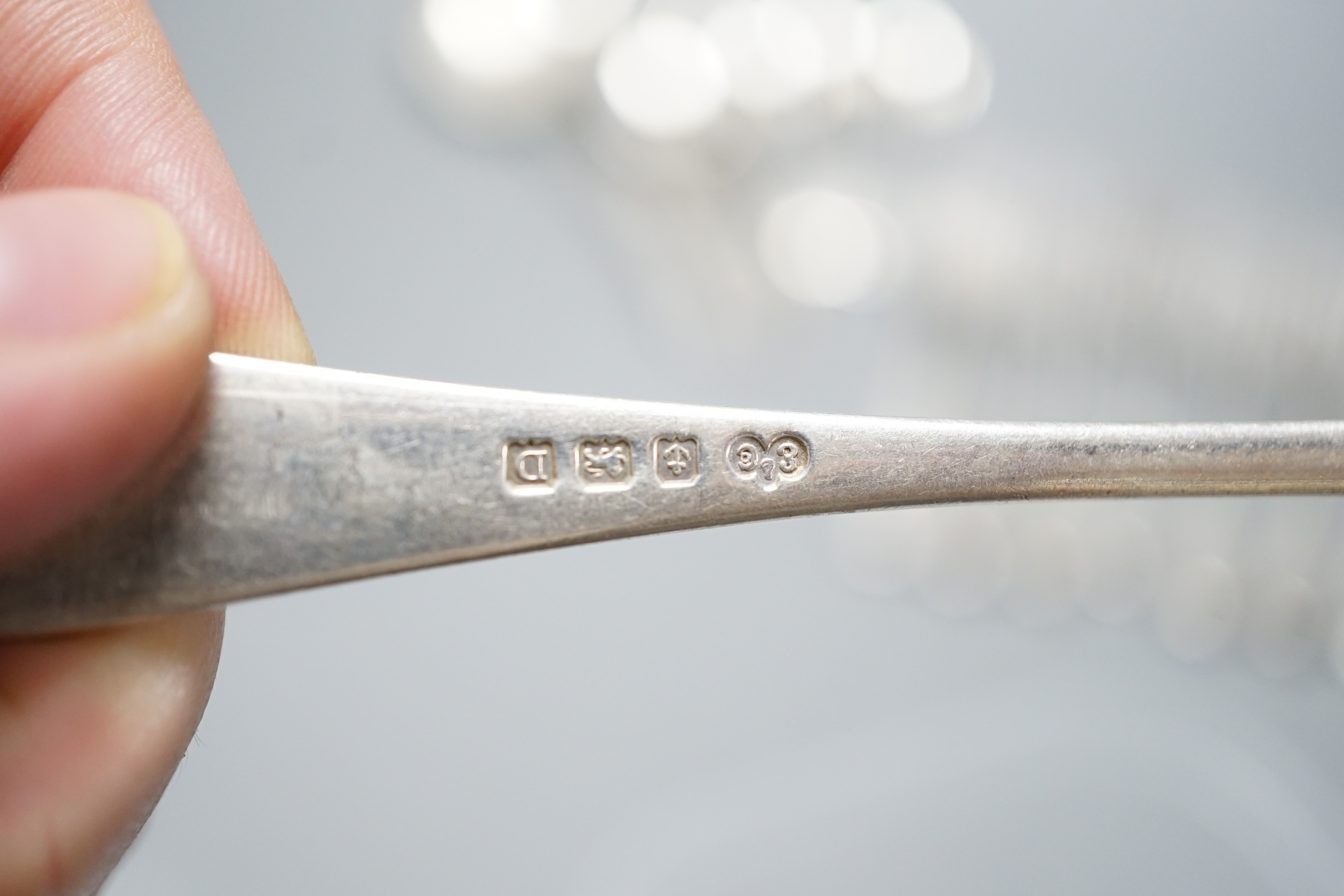A part suite of George V silver Old English pattern flatware, by Elkington & Co, Birmingham, 1928,30/32, comprising sixteen items, 21.5oz.